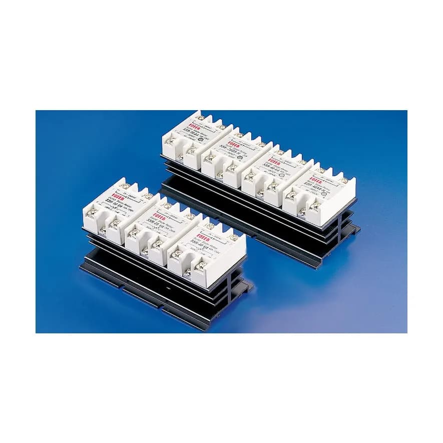 Fotek SSR-40DA Single-phase solid-state relay, 40 A, 3–32 V DC control, 24–380 V AC load